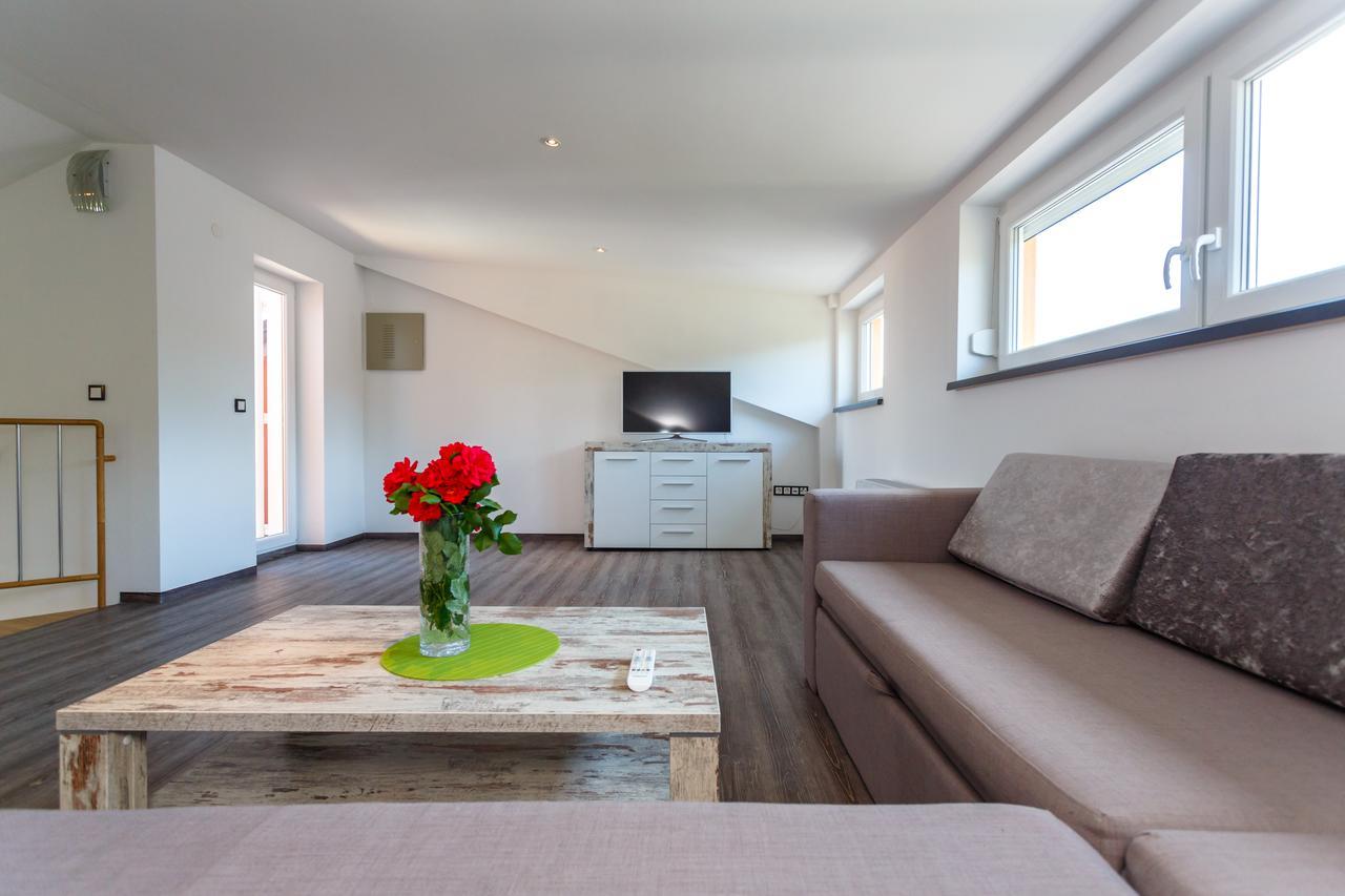 Vlado Apartment Krk Town
