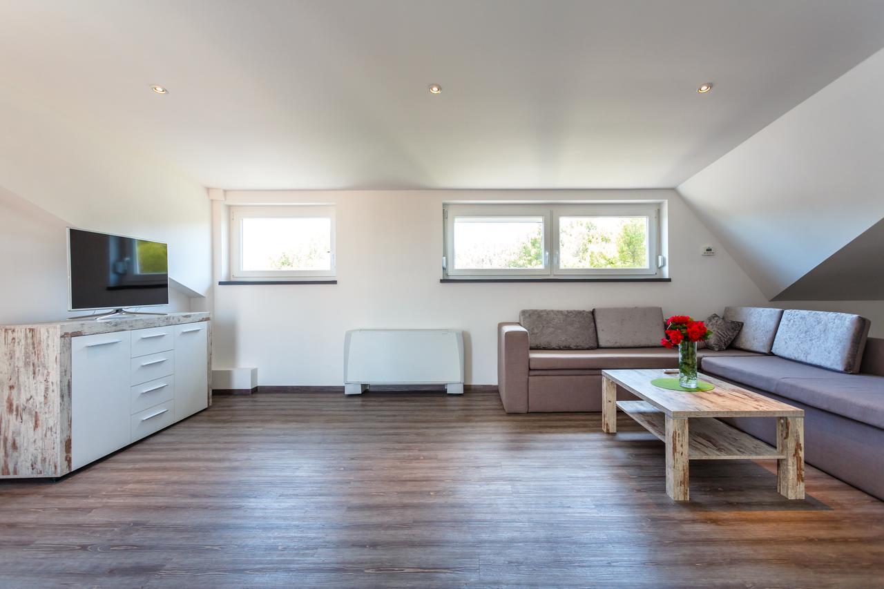 Vlado Apartment *